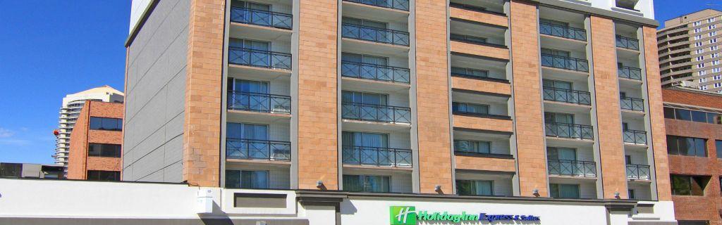 Holiday Inn Express And Suites Calgary, An Ihg Hotel Exterior photo